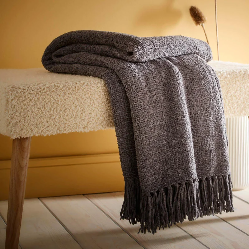 Chenille blankets with a thick and fuzzy textureChenille blankets with a thick and fuzzy textureTextured Chenille Throw Charcoal Chenille blankets with a thick and fuzzy textureChenille blankets with a thick and fuzzy textureTextured Chenille Throw Charcoal
