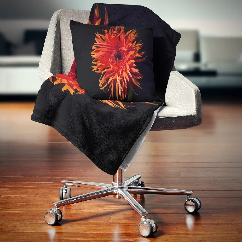 Fleece blankets for a cozy and plush textureFleece blankets for a cozy and plush textureDesignart 'Spider Gerbera Daisy Watercolor' Flowers Throw Blanketwork Fleece blankets for a cozy and plush textureFleece blankets for a cozy and plush textureDesignart 'Spider Gerbera Daisy Watercolor' Flowers Throw Blanketwork
