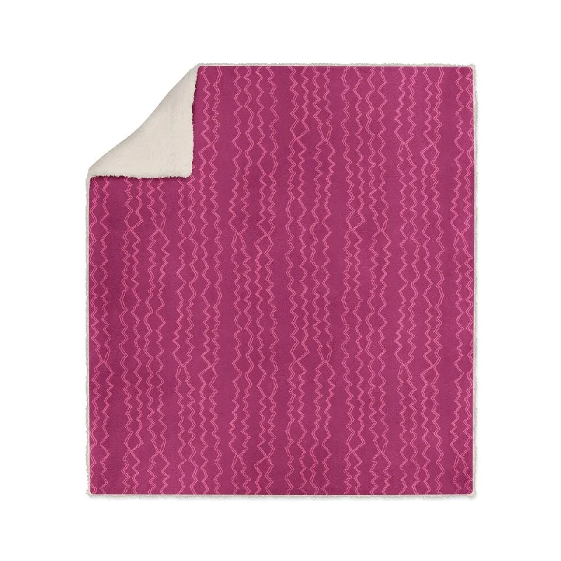 Queen - size blankets for standard - sized bedsQueen - size blankets for standard - sized bedsBERBER STRIPE MAGENTA Reversible Sherpa Throw By Kavka Designs Queen - size blankets for standard - sized bedsQueen - size blankets for standard - sized bedsBERBER STRIPE MAGENTA Reversible Sherpa Throw By Kavka Designs