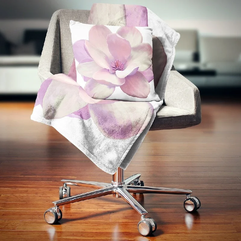 Fleece blankets for a cozy and plush textureFleece blankets for a cozy and plush textureDesignart 'Cute Light Pink Magnolia Flower' Flowers Throw Blanketwork Fleece blankets for a cozy and plush textureFleece blankets for a cozy and plush textureDesignart 'Cute Light Pink Magnolia Flower' Flowers Throw Blanketwork