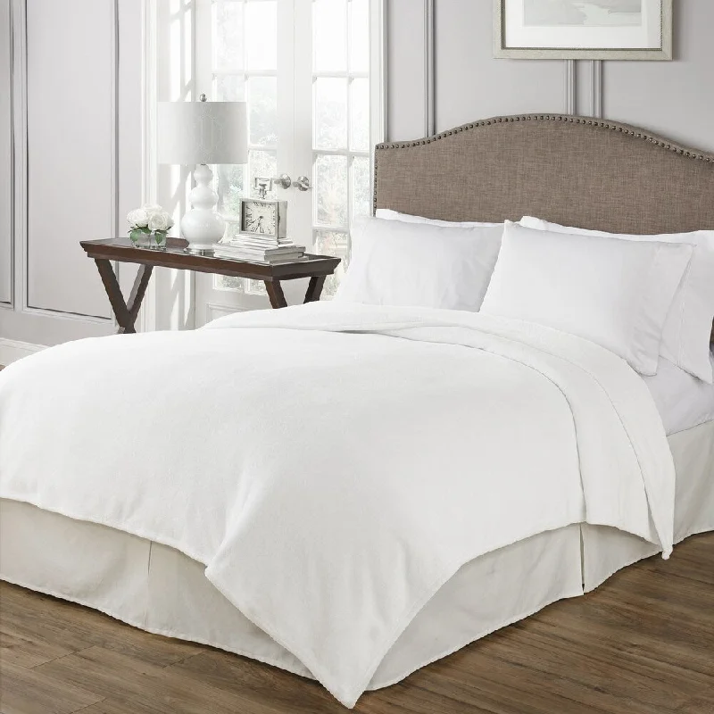 Acrylic blankets for a soft and affordable alternativeAcrylic blankets for a soft and affordable alternativeBeautyrest Bordeaux Warming Technology Blanket Acrylic blankets for a soft and affordable alternativeAcrylic blankets for a soft and affordable alternativeBeautyrest Bordeaux Warming Technology Blanket