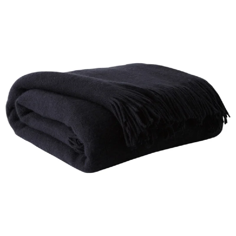 Alpaca wool blankets for a hypoallergenic and warm optionAlpaca wool blankets for a hypoallergenic and warm optionShiloh Throw in Black Alpaca wool blankets for a hypoallergenic and warm optionAlpaca wool blankets for a hypoallergenic and warm optionShiloh Throw in Black
