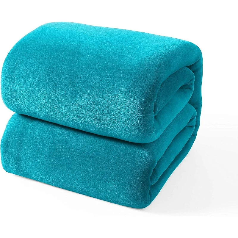 Alpaca wool blankets for a hypoallergenic and warm optionAlpaca wool blankets for a hypoallergenic and warm optionNexHome Fleece Blanket Teal Throw Blanket for Couch or Bed - Microfiber Fuzzy Flannel Blanket for Adults or Kids Alpaca wool blankets for a hypoallergenic and warm optionAlpaca wool blankets for a hypoallergenic and warm optionNexHome Fleece Blanket Teal Throw Blanket for Couch or Bed - Microfiber Fuzzy Flannel Blanket for Adults or Kids