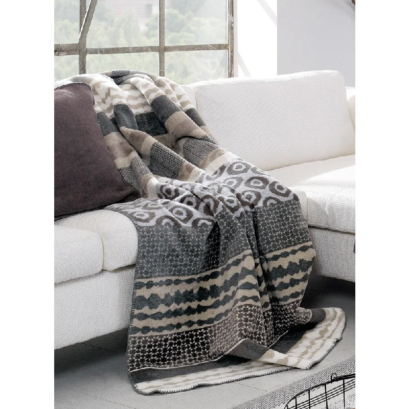 Silk blankets with a smooth and elegant touchSilk blankets with a smooth and elegant touchIBENA Kara Multicolored Cotton Blend Mix Pattern Oversized Throw Silk blankets with a smooth and elegant touchSilk blankets with a smooth and elegant touchIBENA Kara Multicolored Cotton Blend Mix Pattern Oversized Throw