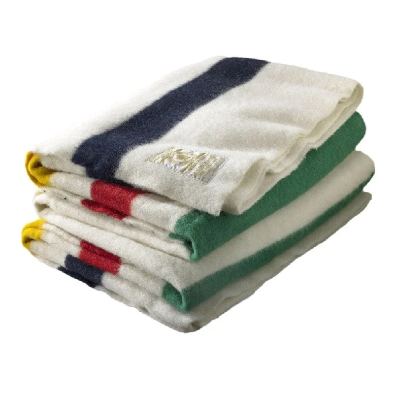 Wool blankets with natural warmth and insulationWool blankets with natural warmth and insulationWoolrich Hudson's Bay Multi 6-point Queen Blanket Wool blankets with natural warmth and insulationWool blankets with natural warmth and insulationWoolrich Hudson's Bay Multi 6-point Queen Blanket