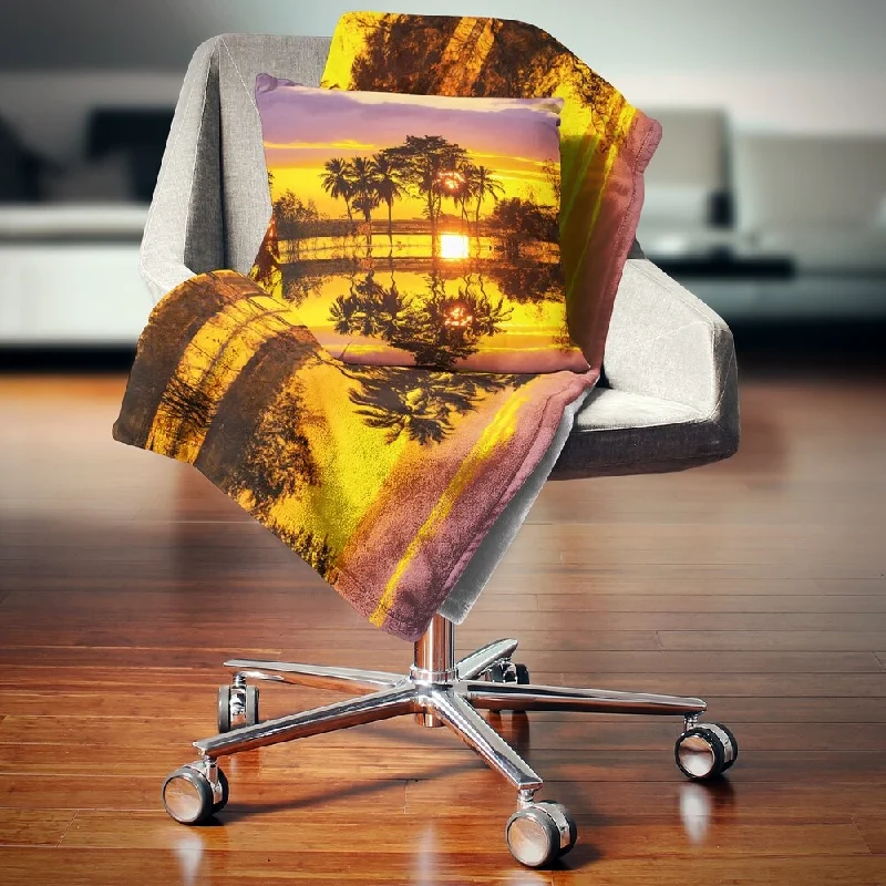 Cotton blankets for breathability and a lightweight feelCotton blankets for breathability and a lightweight feelDesignart 'Trees Mirrored in Flooded Waters' Landscape Wall Throw Blanket Cotton blankets for breathability and a lightweight feelCotton blankets for breathability and a lightweight feelDesignart 'Trees Mirrored in Flooded Waters' Landscape Wall Throw Blanket