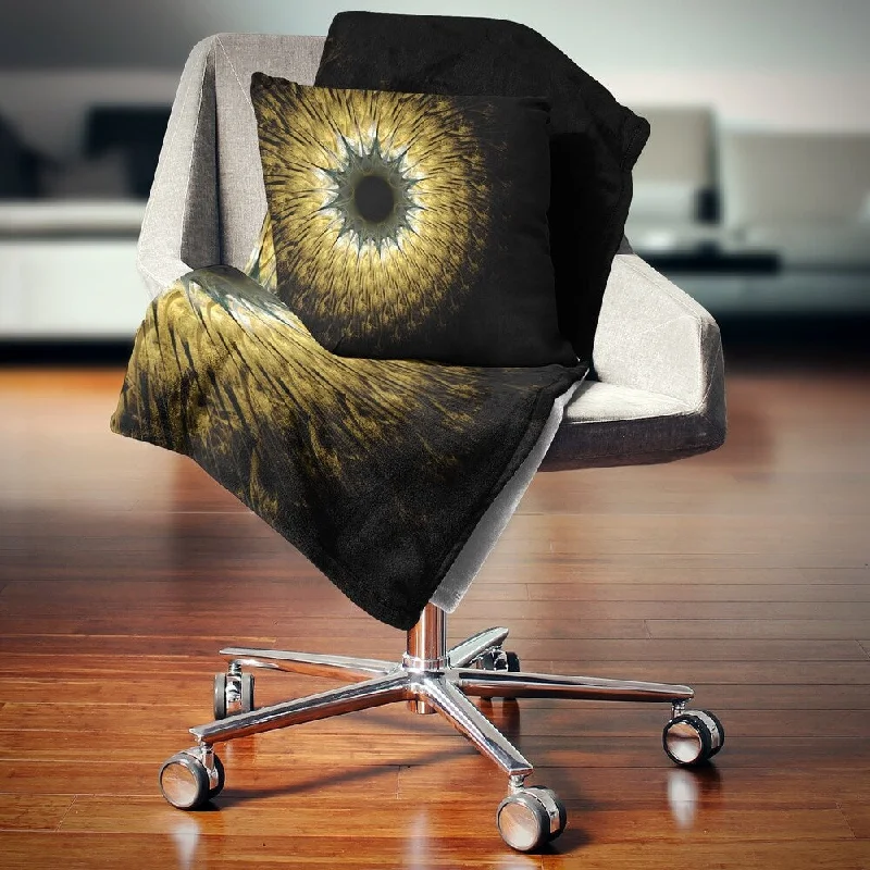 Cotton blankets for breathability and a lightweight feelCotton blankets for breathability and a lightweight feelDesignart 'Symmetrical Gold Digital Fractal Flower' Floral Throw Blanket Cotton blankets for breathability and a lightweight feelCotton blankets for breathability and a lightweight feelDesignart 'Symmetrical Gold Digital Fractal Flower' Floral Throw Blanket
