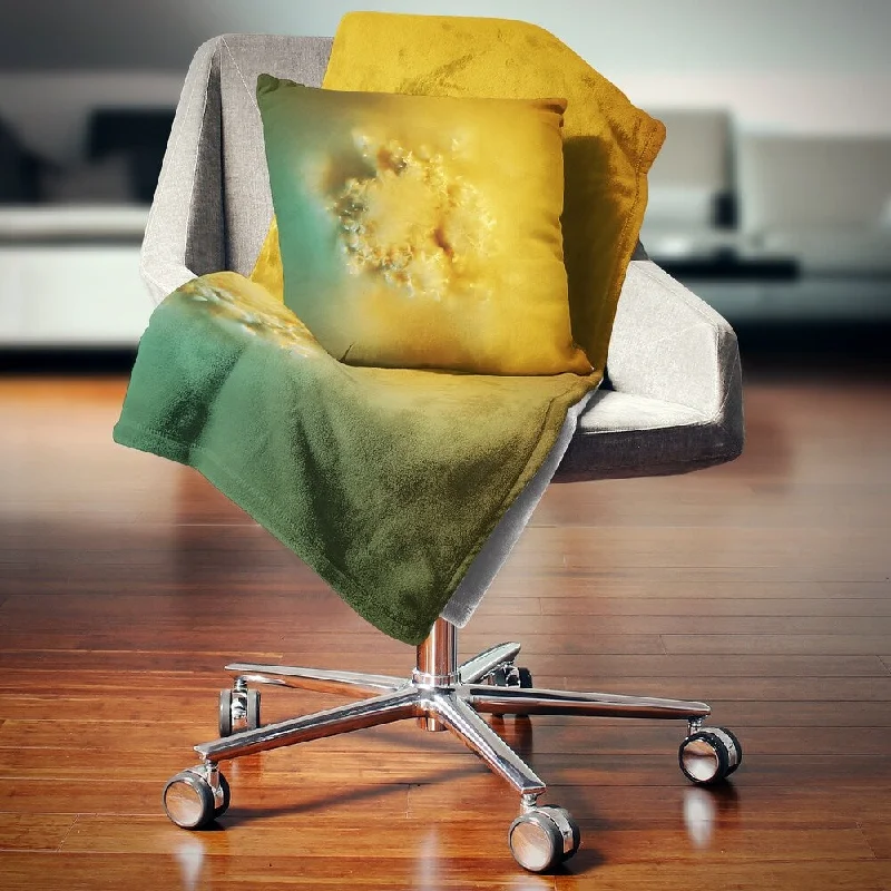 Bamboo fiber blankets with natural antibacterial propertiesBamboo fiber blankets with natural antibacterial propertiesDesignart '3D Prickly Digital Illustration' Abstract Throw Blanket