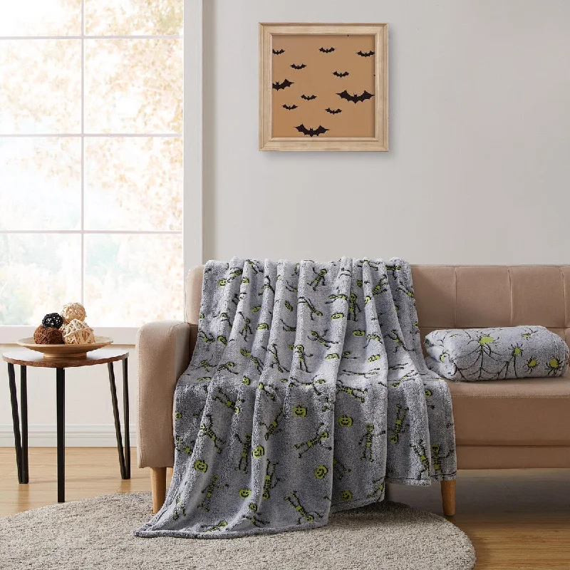 Cotton blankets for breathability and a lightweight feelCotton blankets for breathability and a lightweight feelGlow Skelly Throw 50x70 Glow In The Dark Cotton blankets for breathability and a lightweight feelCotton blankets for breathability and a lightweight feelGlow Skelly Throw 50x70 Glow In The Dark