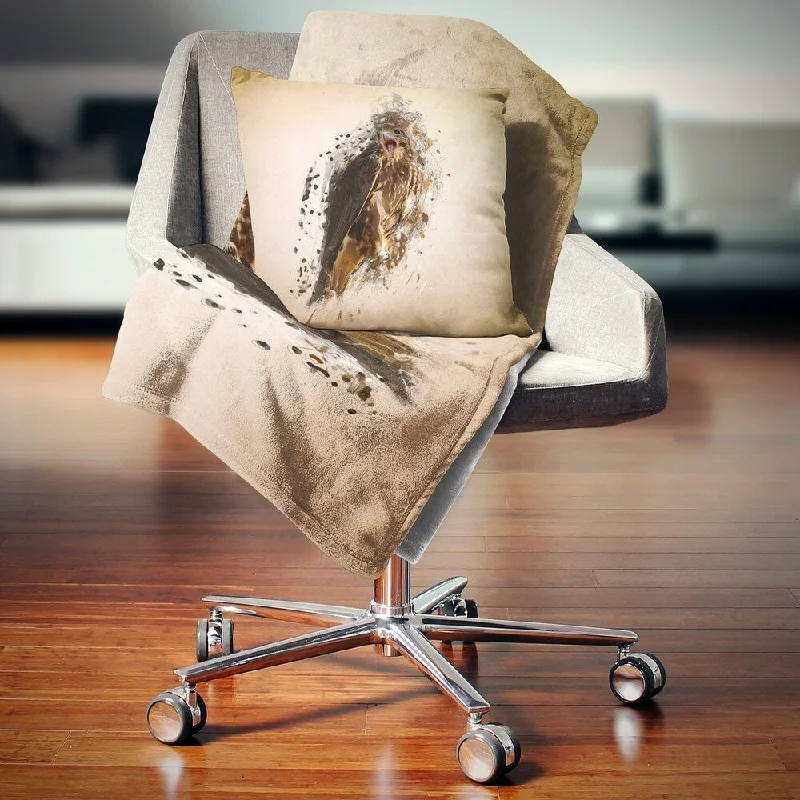 Chenille blankets with a thick and fuzzy textureChenille blankets with a thick and fuzzy textureDesignart 'Abstract Falcon in Flight' Animal Throw Blanket Chenille blankets with a thick and fuzzy textureChenille blankets with a thick and fuzzy textureDesignart 'Abstract Falcon in Flight' Animal Throw Blanket