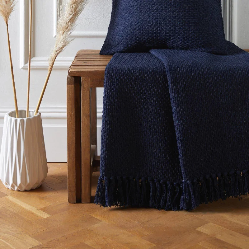 Fleece blankets for a cozy and plush textureFleece blankets for a cozy and plush textureHayden Eco-Friendly Throw Navy Fleece blankets for a cozy and plush textureFleece blankets for a cozy and plush textureHayden Eco-Friendly Throw Navy