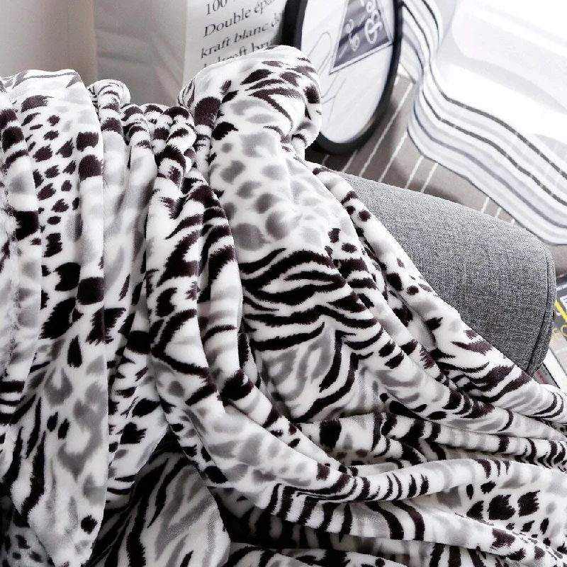 King - size blankets to cover large beds comfortablyKing - size blankets to cover large beds comfortablyQbedding All Season Blackberry Leopard Microplush Blanket King - size blankets to cover large beds comfortablyKing - size blankets to cover large beds comfortablyQbedding All Season Blackberry Leopard Microplush Blanket
