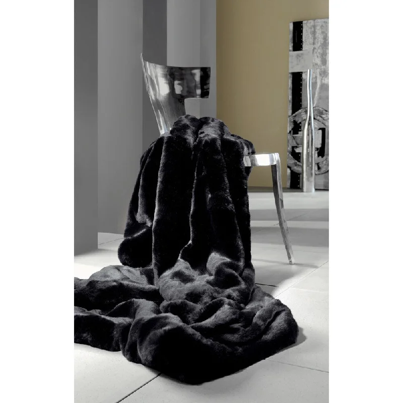 Mohair blankets with a unique sheen and softnessMohair blankets with a unique sheen and softnessFaux Fur Onyx Mink Oversized Throw
