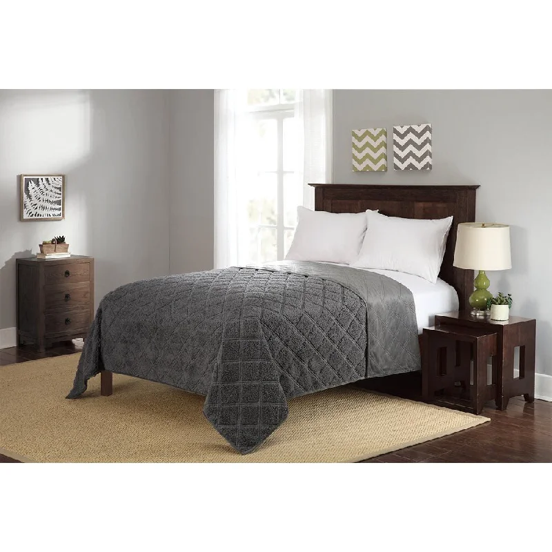 Queen - size blankets for standard - sized bedsQueen - size blankets for standard - sized bedsPeking Handicraft Pinsonic Sherpa Blanket Queen - size blankets for standard - sized bedsQueen - size blankets for standard - sized bedsPeking Handicraft Pinsonic Sherpa Blanket