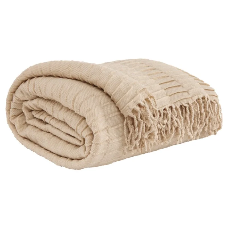 Silk blankets with a smooth and elegant touchSilk blankets with a smooth and elegant touchMendez Throw in Brown Silk blankets with a smooth and elegant touchSilk blankets with a smooth and elegant touchMendez Throw in Brown