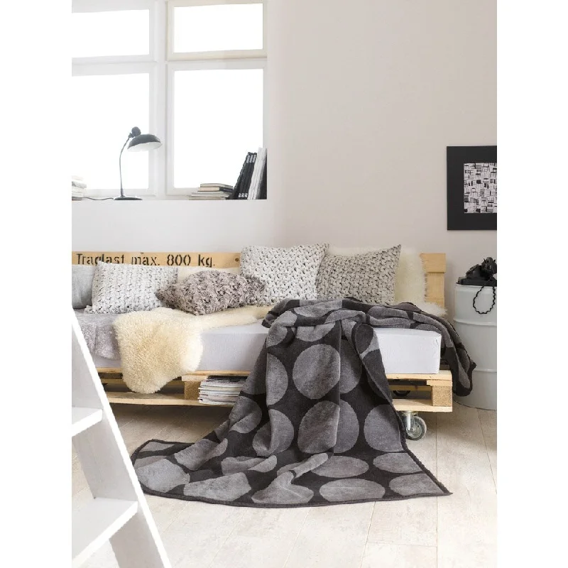 King - size blankets to cover large beds comfortablyKing - size blankets to cover large beds comfortablyIBENA Messina Black and Grey Dot Oversized Throw Blanket King - size blankets to cover large beds comfortablyKing - size blankets to cover large beds comfortablyIBENA Messina Black and Grey Dot Oversized Throw Blanket
