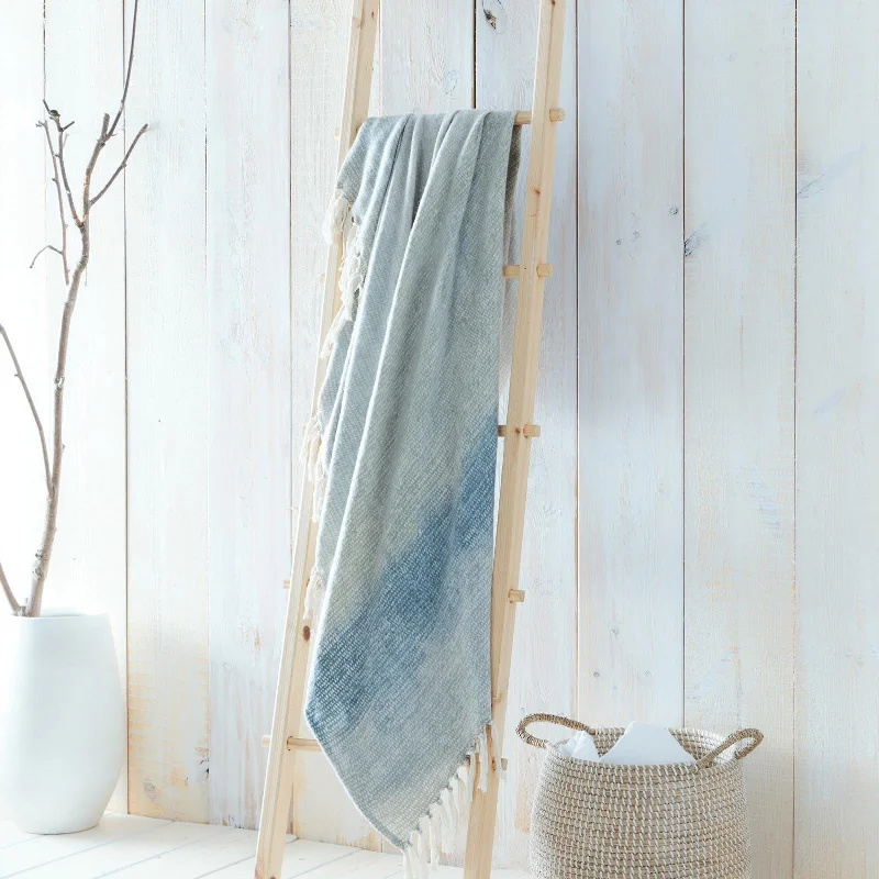 Wool blankets with natural warmth and insulationWool blankets with natural warmth and insulationBretton Eco Throw Green Wool blankets with natural warmth and insulationWool blankets with natural warmth and insulationBretton Eco Throw Green