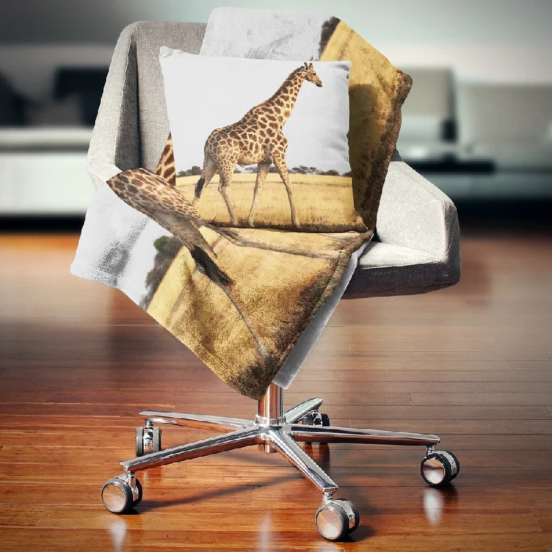 Silk blankets with a smooth and elegant touchSilk blankets with a smooth and elegant touchDesignart 'Single Giraffe in Africa Walking' African Throw Blanket Silk blankets with a smooth and elegant touchSilk blankets with a smooth and elegant touchDesignart 'Single Giraffe in Africa Walking' African Throw Blanket