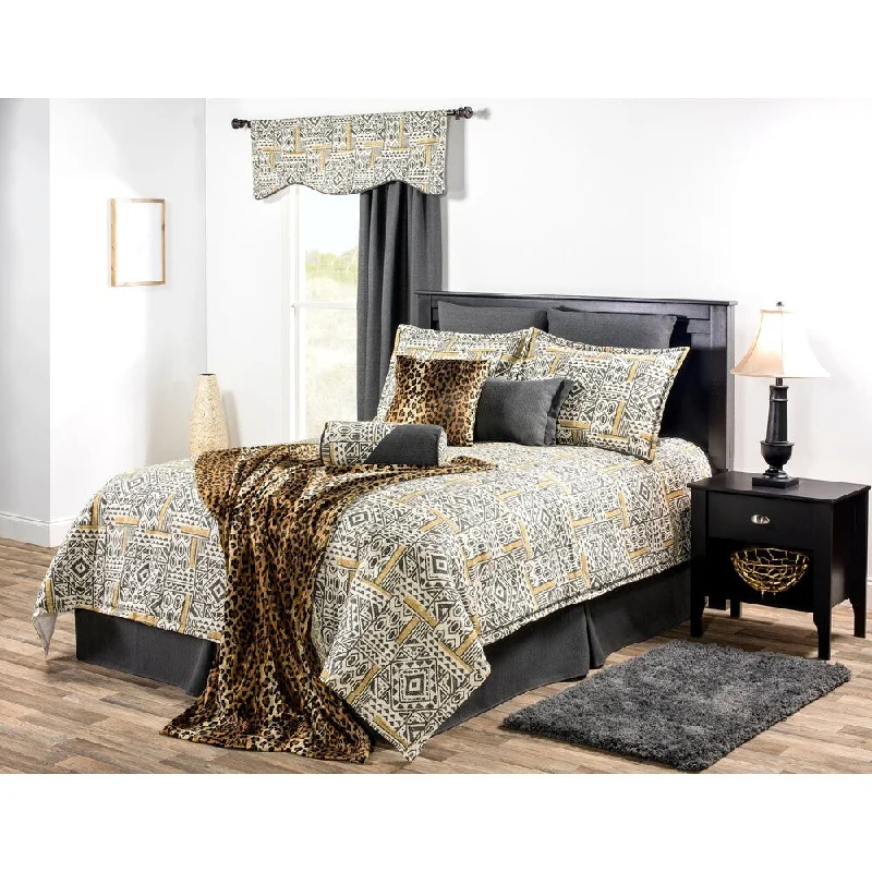Recycled polyester blankets for an eco - conscious optionRecycled polyester blankets for an eco - conscious optionSerengeti Tribal Leopard skin print plush throw Recycled polyester blankets for an eco - conscious optionRecycled polyester blankets for an eco - conscious optionSerengeti Tribal Leopard skin print plush throw