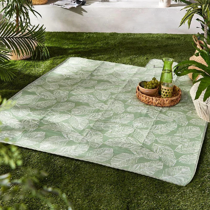 Alpaca wool blankets for a hypoallergenic and warm optionAlpaca wool blankets for a hypoallergenic and warm optionMatteo Picnic Blanket 135x150cm Alpaca wool blankets for a hypoallergenic and warm optionAlpaca wool blankets for a hypoallergenic and warm optionMatteo Picnic Blanket 135x150cm