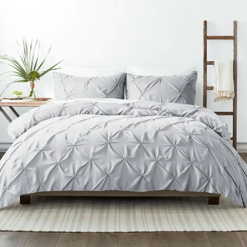 Microfiber blankets that are durable and easy to care forMicrofiber blankets that are durable and easy to care forFull/Queen Pinch Pleat Duvet Cover Set Light Grey Microfiber blankets that are durable and easy to care forMicrofiber blankets that are durable and easy to care forFull/Queen Pinch Pleat Duvet Cover Set Light Grey