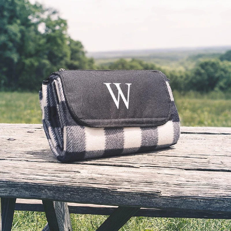 Cashmere blankets for ultimate softness and luxuryCashmere blankets for ultimate softness and luxuryPersonalized Black & White Plaid Tailgate Picnic Blanket Cashmere blankets for ultimate softness and luxuryCashmere blankets for ultimate softness and luxuryPersonalized Black & White Plaid Tailgate Picnic Blanket