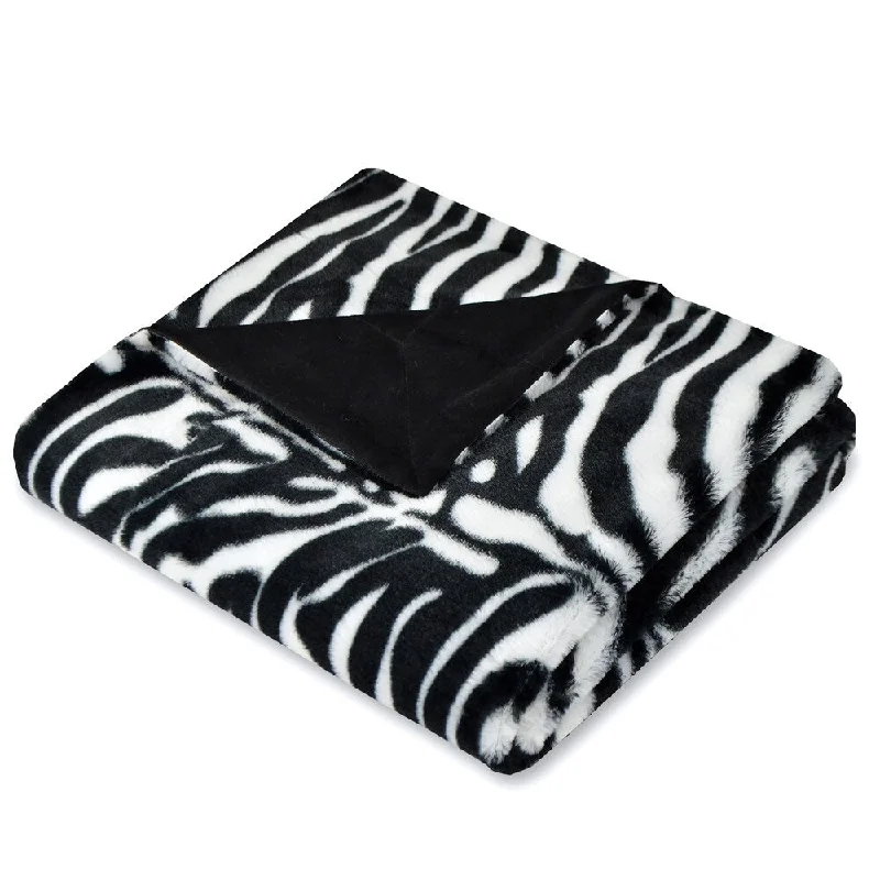 Linen blankets with a rustic and textured lookLinen blankets with a rustic and textured lookSafari Zebra Throw - Black/White Linen blankets with a rustic and textured lookLinen blankets with a rustic and textured lookSafari Zebra Throw - Black/White