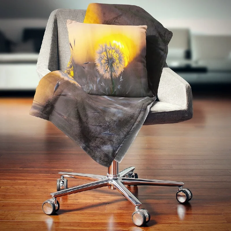 Mohair blankets with a unique sheen and softnessMohair blankets with a unique sheen and softnessDesignart 'Stunning Dandelion View At Sunset' Floral Throw Blanket Mohair blankets with a unique sheen and softnessMohair blankets with a unique sheen and softnessDesignart 'Stunning Dandelion View At Sunset' Floral Throw Blanket