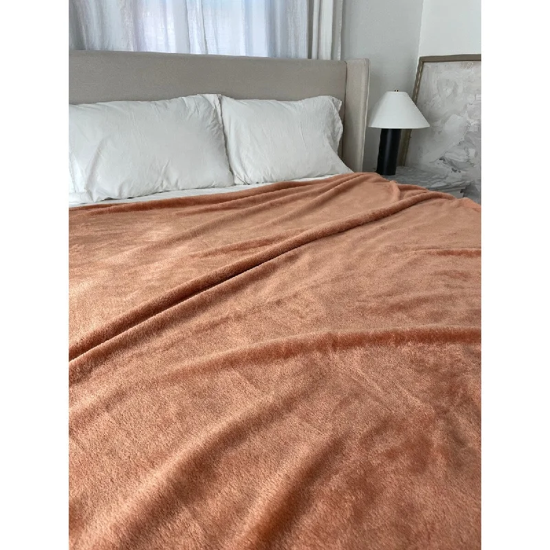 Cotton blankets for breathability and a lightweight feelCotton blankets for breathability and a lightweight feelLaurel & Mayfair Softest Plush Blanket, Brown