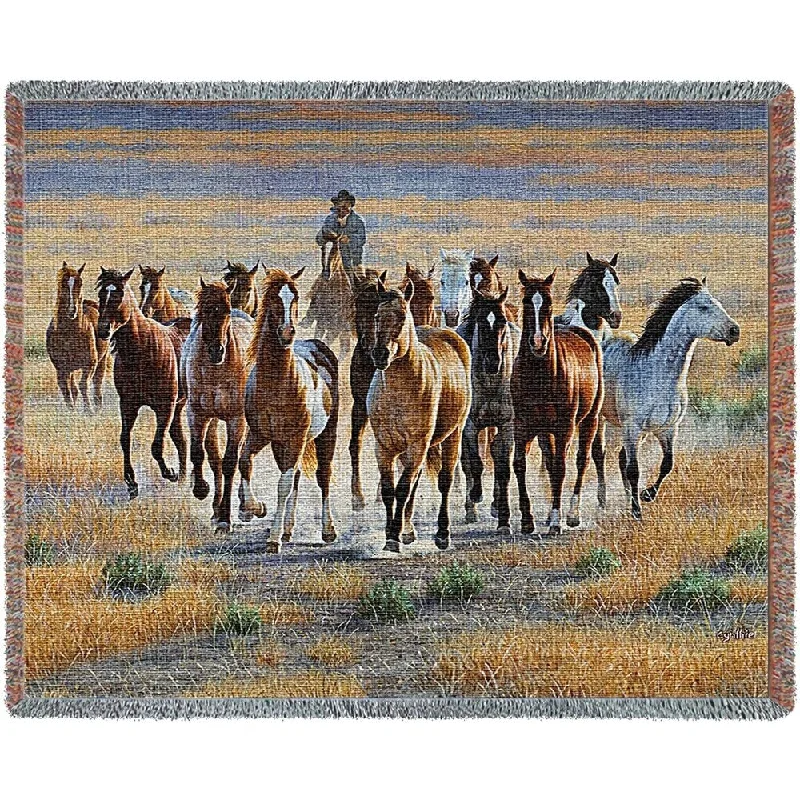 Fleece blankets for a cozy and plush textureFleece blankets for a cozy and plush textureBringing Them In Blanket Fleece blankets for a cozy and plush textureFleece blankets for a cozy and plush textureBringing Them In Blanket