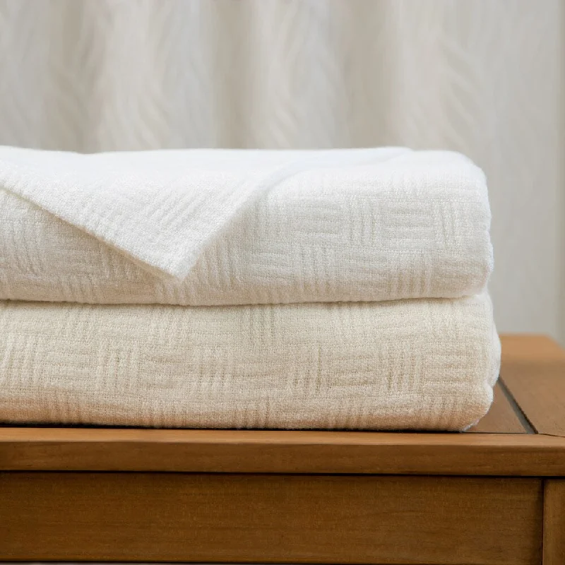 Cotton blankets for breathability and a lightweight feelCotton blankets for breathability and a lightweight feelMaison Luxe Luxury Rayon from Bamboo Combed Cotton Basket Weave Blanket Cotton blankets for breathability and a lightweight feelCotton blankets for breathability and a lightweight feelMaison Luxe Luxury Rayon from Bamboo Combed Cotton Basket Weave Blanket