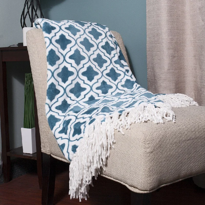Linen blankets with a rustic and textured lookLinen blankets with a rustic and textured lookUltra Plush Flannel Fringed Throw Blanket with Scrolling Crest Pattern (50 inches x 60 inches) Linen blankets with a rustic and textured lookLinen blankets with a rustic and textured lookUltra Plush Flannel Fringed Throw Blanket with Scrolling Crest Pattern (50 inches x 60 inches)