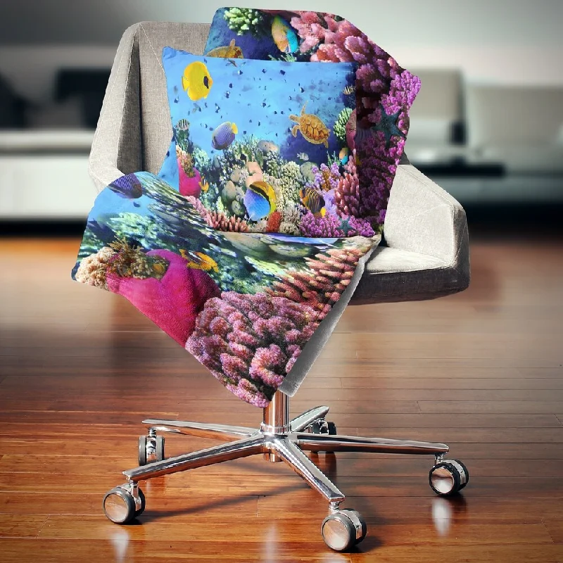 Wool blankets with natural warmth and insulationWool blankets with natural warmth and insulationDesignart 'Coral Colony and Coral Fishes' Seascape Throw Blanket Wool blankets with natural warmth and insulationWool blankets with natural warmth and insulationDesignart 'Coral Colony and Coral Fishes' Seascape Throw Blanket