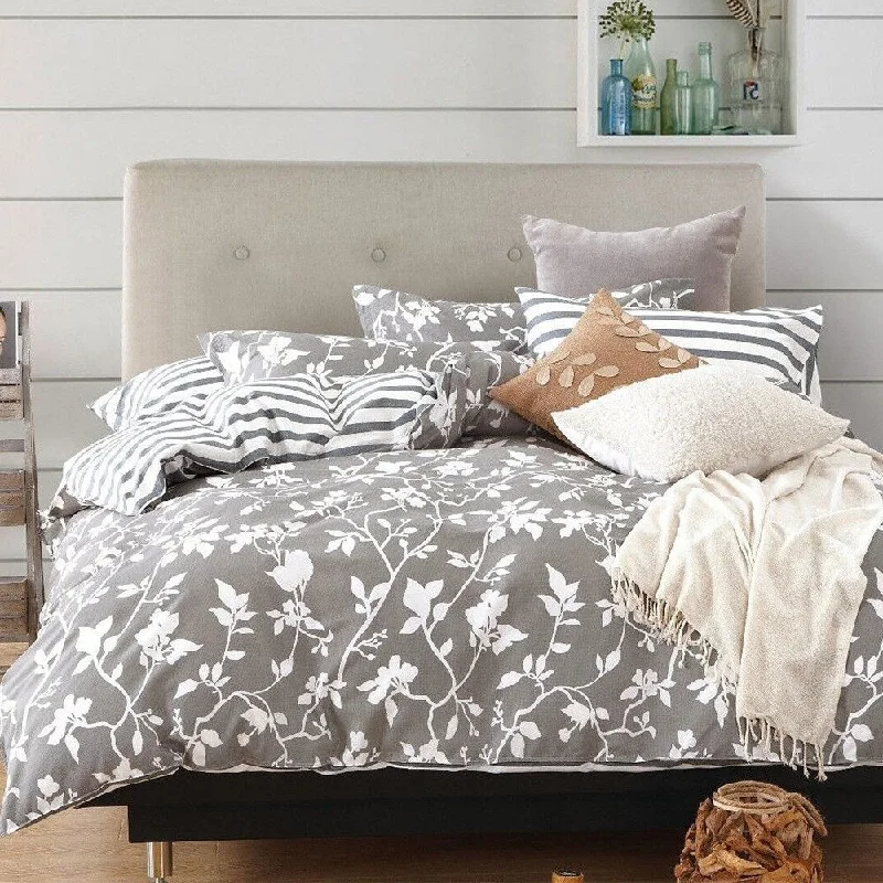 Rayon from bamboo blankets for a silky and breathable feelRayon from bamboo blankets for a silky and breathable feelQueen Leafy Bedding Set Duvet Cover White Comforter Rayon from bamboo blankets for a silky and breathable feelRayon from bamboo blankets for a silky and breathable feelQueen Leafy Bedding Set Duvet Cover White Comforter