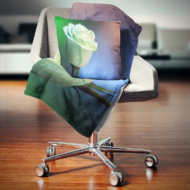 Fleece blankets for a cozy and plush textureFleece blankets for a cozy and plush textureDesignart 'Beautiful White Painted Rose' Floral Throw Blanket Fleece blankets for a cozy and plush textureFleece blankets for a cozy and plush textureDesignart 'Beautiful White Painted Rose' Floral Throw Blanket