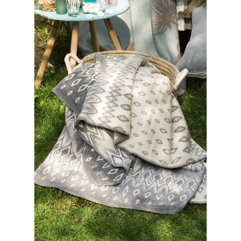 Microfiber blankets that are durable and easy to care forMicrofiber blankets that are durable and easy to care forIBENA Sorrento Bohemian Oversized Throw Blanket with Whipstitch Microfiber blankets that are durable and easy to care forMicrofiber blankets that are durable and easy to care forIBENA Sorrento Bohemian Oversized Throw Blanket with Whipstitch