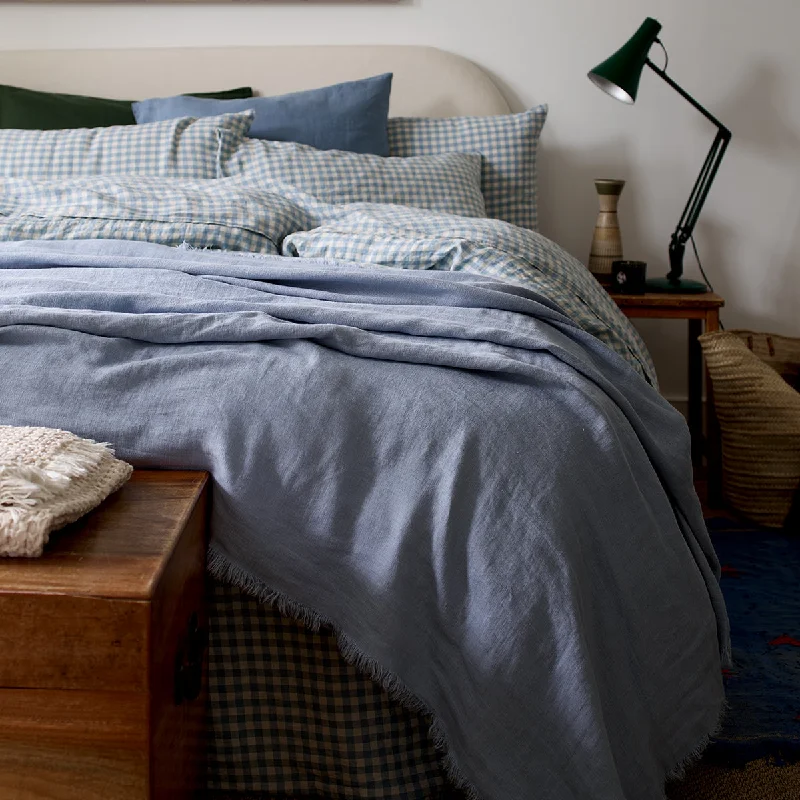 Fleece blankets for a cozy and plush textureBlue Willow Linen Crinkle Throw