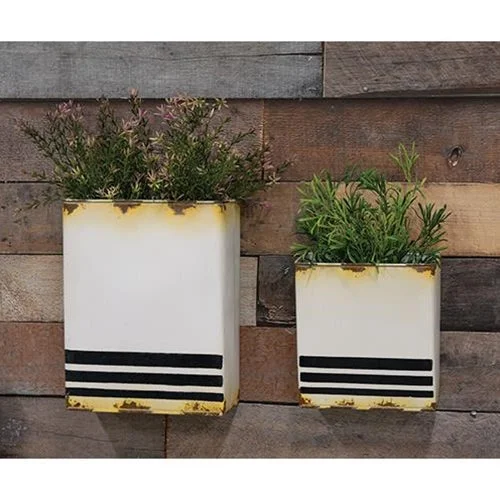 Bed skirts in neutral colors for easy pairing2/Set Striped Distressed Metal Wall Pockets Bed skirts in neutral colors for easy pairing2/Set Striped Distressed Metal Wall Pockets