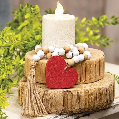 Bed skirts with a country - style patternRed Heart Bead Garland