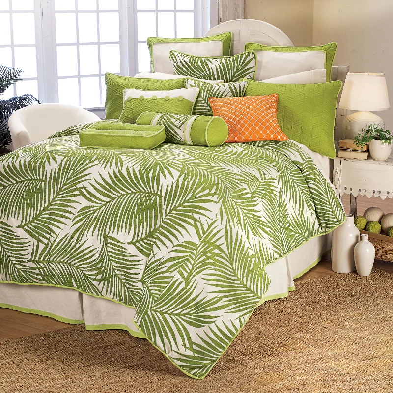 Acrylic blankets for a soft and affordable alternativeHiEnd Accents 4 pc Capri Duvet Set