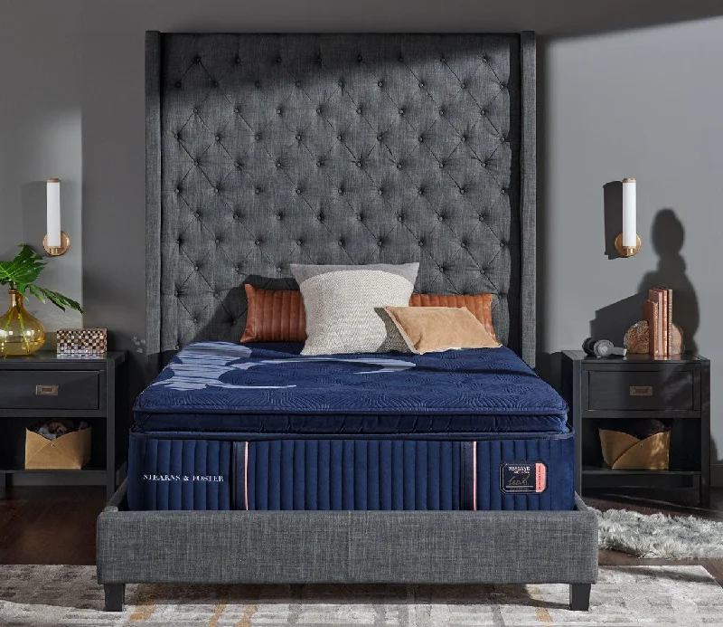 Queen - size mattresses for couples and standard bedroomsStearns & Foster Reserve Plush Euro Pillow Top Mattress Queen - size mattresses for couples and standard bedroomsStearns & Foster Reserve Plush Euro Pillow Top Mattress