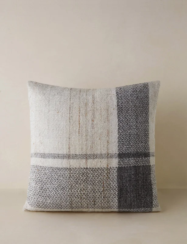 Plush Pillows for a Cozy BedSidle Indoor/Outdoor Pillow