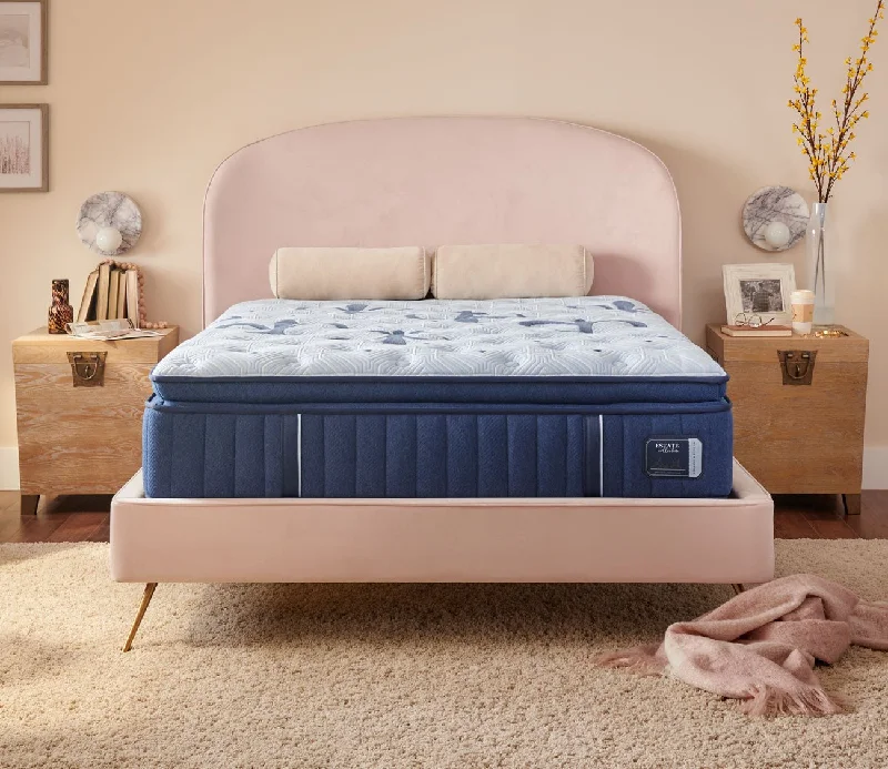 Hybrid mattresses combining foam and innerspring technologyStearns & Foster Estate Firm Euro Pillow Top Mattress Hybrid mattresses combining foam and innerspring technologyStearns & Foster Estate Firm Euro Pillow Top Mattress