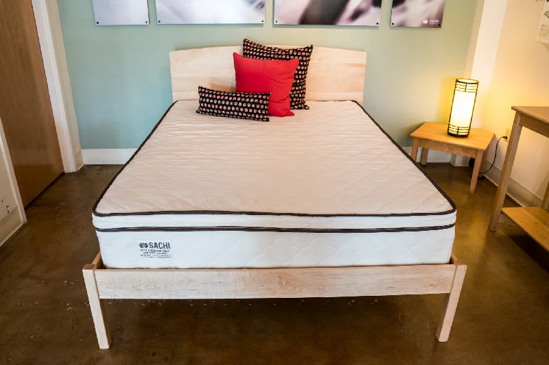 Innerspring mattresses with coil counts for supportLatex & Comfort Coil Mattress