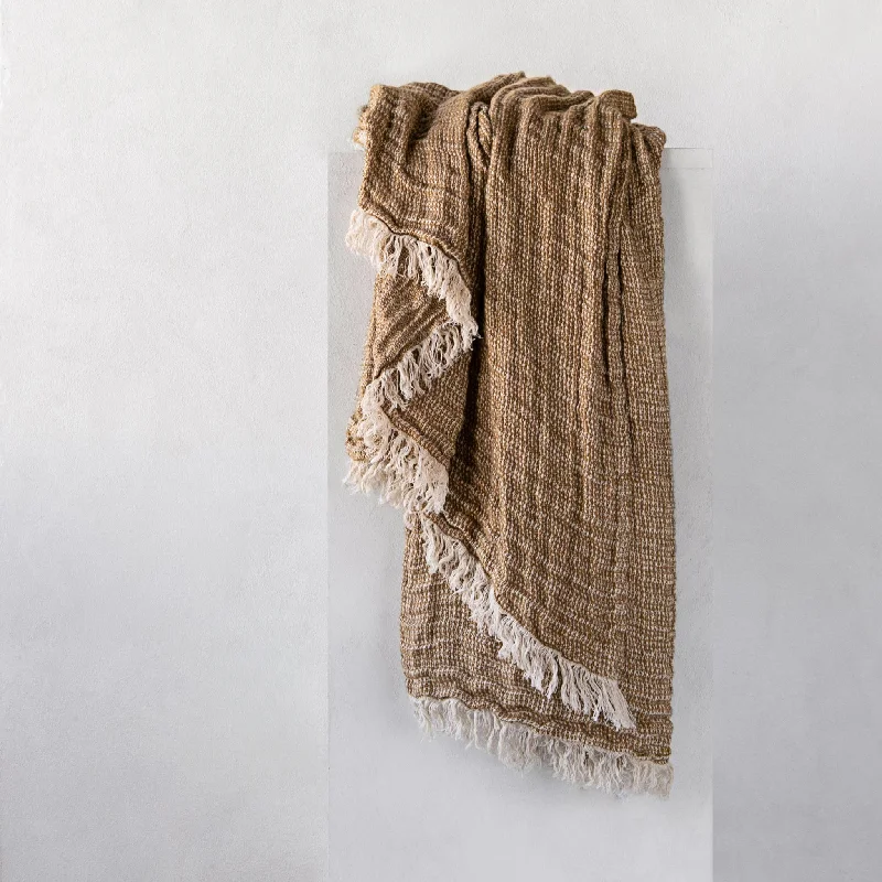 Chenille blankets with a thick and fuzzy textureCrush Linen Throw Blanket - Brun Melange