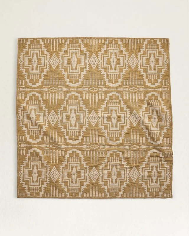 Fleece blankets for a cozy and plush textureHarding Star Matelasse Coverlet