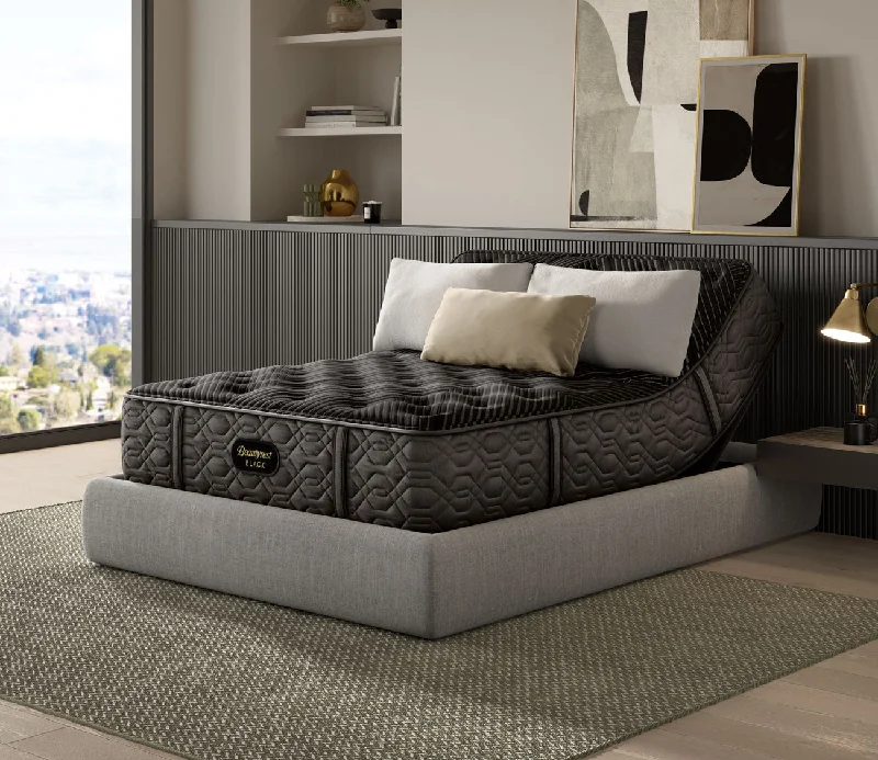 King - size mattresses for spacious master bedroomsBeautyrest Black Series One Plush Mattress King - size mattresses for spacious master bedroomsBeautyrest Black Series One Plush Mattress