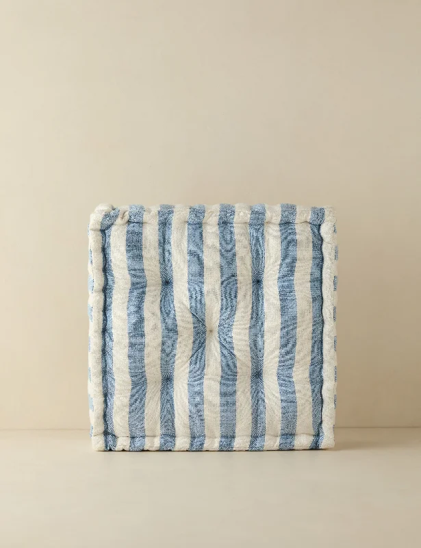 Feather Pillows for a Luxurious SleepSunday Indoor / Outdoor Box Pillow