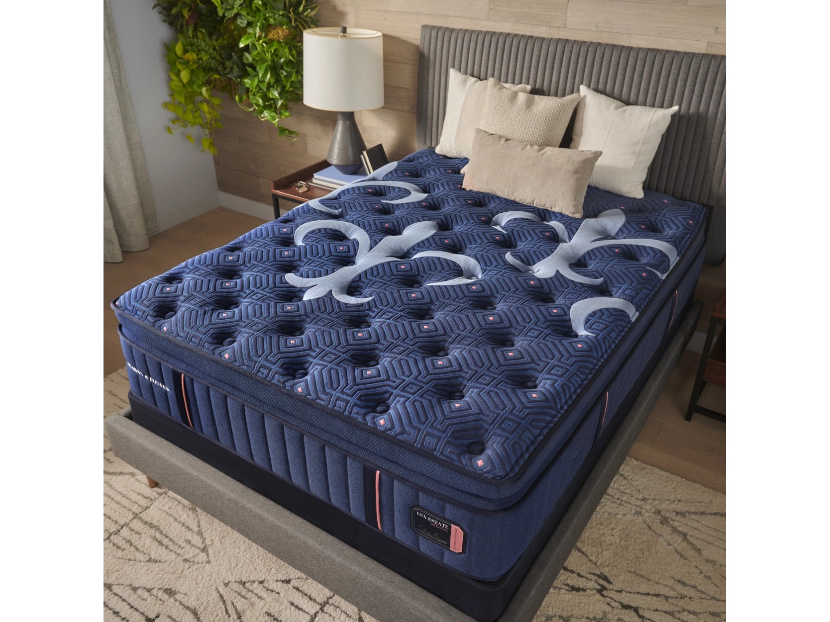 Natural latex and organic cotton blend mattressesStearns & Foster Lux Estate Soft Pillow Top California King Mattress