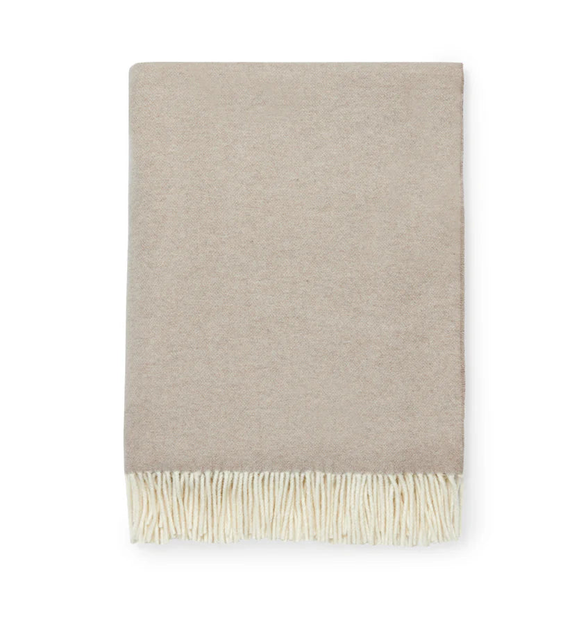 Bamboo fiber blankets with natural antibacterial propertiesRenna Cashmere Throw